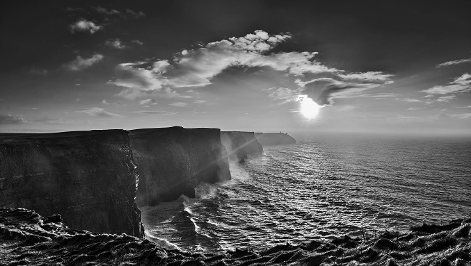 The sea and the cliffs